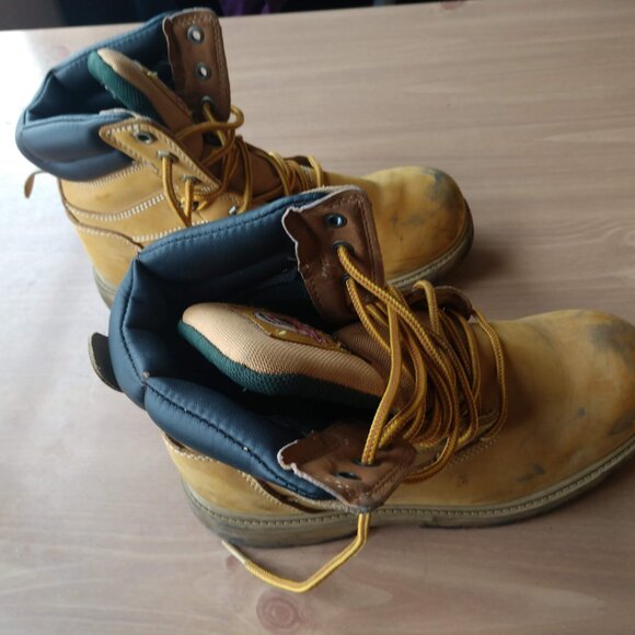 Brahma Men's Sz 9 Tan Leather Slip & Water Resistant Boots MNBR044014 - Picture 4 of 5